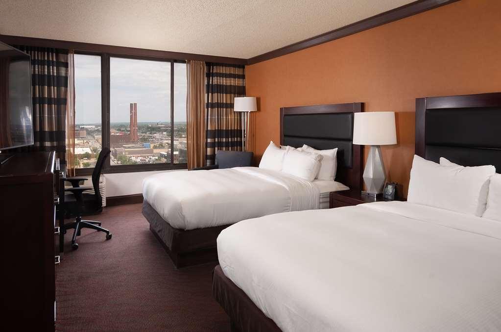 Doubletree By Hilton Downtown - Lakeside Hotel